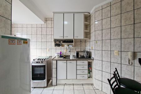 Apartamento para alugar com 65m², 2 quartos e 1 vagaCozinha