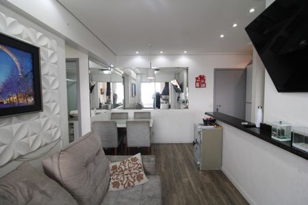 Apartamento à venda com 53m², 2 quartos e 1 vagaSala/Cozinha