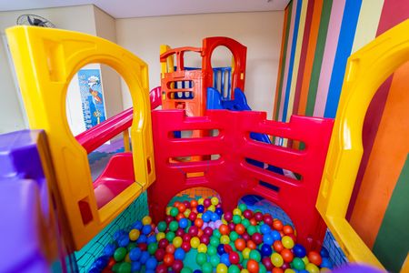 Apartamento à venda com 46m², 2 quartos e 1 vaga Apartamento à venda com 46m², 2 quartos e 1 vagaBrinquedoteca