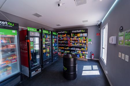 Apartamento à venda com 46m², 2 quartos e 1 vaga Apartamento à venda com 46m², 2 quartos e 1 vagaMini Mercado