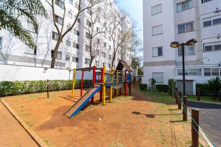 Apartamento à venda com 46m², 2 quartos e 1 vaga Apartamento à venda com 46m², 2 quartos e 1 vagaÁrea comum - Playground