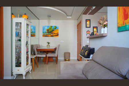 Sala de apartamento à venda com 2 quartos, 50m² em Humaitá, Porto Alegre