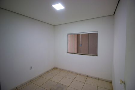 Casa de Condomínio para alugar com 2 quartos, 180m² em Conjunto C, Brasília