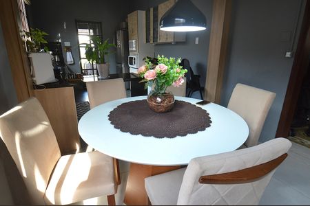 Casa à venda com 100m², 2 quartos e 4 vagasSala de jantar