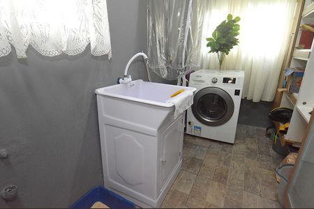 Casa à venda com 100m², 2 quartos e 4 vagasÁrea de Serviço