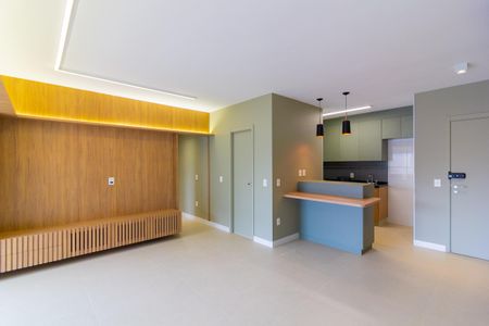 Sala de apartamento à venda com 2 quartos, 81m² em Jardim das Acacias, São Paulo