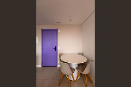 Apartamento à venda com 38m², 2 quartos e sem vaga Apartamento à venda com 38m², 2 quartos e sem vagaSala de Jantar