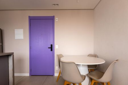 Apartamento à venda com 38m², 2 quartos e sem vaga Apartamento à venda com 38m², 2 quartos e sem vagaSala de Jantar