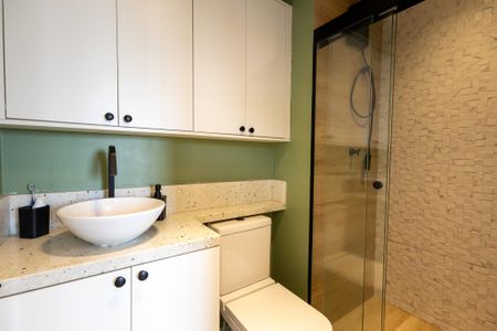 Apartamento à venda com 38m², 2 quartos e sem vaga Apartamento à venda com 38m², 2 quartos e sem vagaBanheiro Social