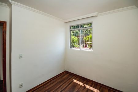 Quarto 1 de apartamento para alugar com 2 quartos, 48m² em Juliana, Belo Horizonte