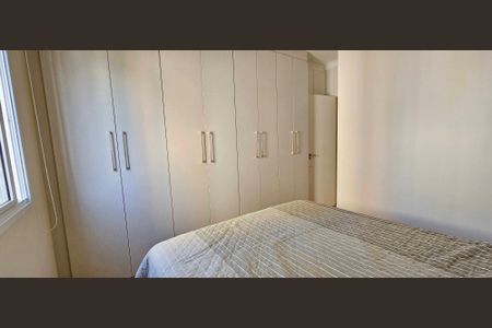 Apartamento à venda com 100m², 3 quartos e 2 vagasQuarto