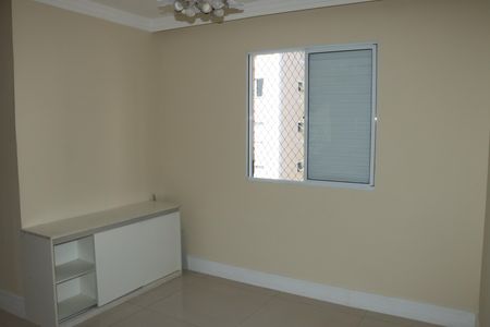 Sala de apartamento para alugar com 2 quartos, 100m² em Parque Frondoso, Cotia