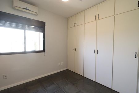 Apartamento para alugar com 122m², 3 quartos e 2 vagas Apartamento para alugar com 122m², 3 quartos e 2 vagasSuíte