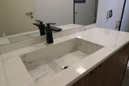 Apartamento para alugar com 122m², 3 quartos e 2 vagas Apartamento para alugar com 122m², 3 quartos e 2 vagasBanheiro da Suíte