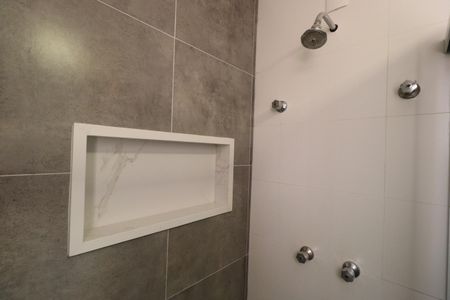 Apartamento para alugar com 122m², 3 quartos e 2 vagas Apartamento para alugar com 122m², 3 quartos e 2 vagasBanheiro