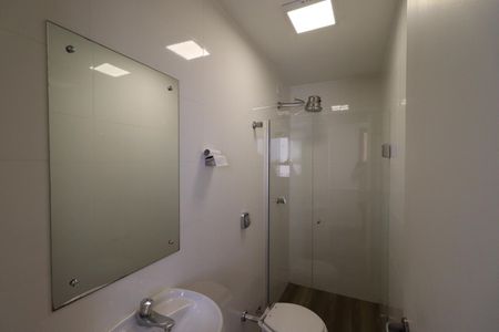 Apartamento para alugar com 122m², 3 quartos e 2 vagas Apartamento para alugar com 122m², 3 quartos e 2 vagasBanheiro de serviço