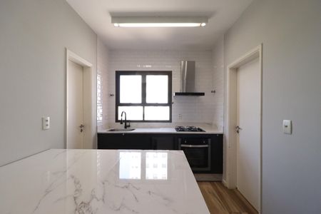 Apartamento para alugar com 122m², 3 quartos e 2 vagas Apartamento para alugar com 122m², 3 quartos e 2 vagasCozinha