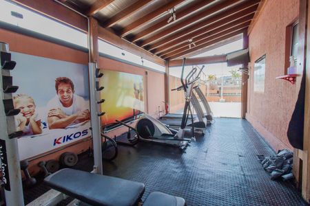 Apartamento para alugar com 47m², 2 quartos e 2 vagas Apartamento para alugar com 47m², 2 quartos e 2 vagasÁrea comum - Academia