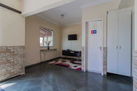 Apartamento para alugar com 47m², 2 quartos e 2 vagas Apartamento para alugar com 47m², 2 quartos e 2 vagasÁrea comum - Salão de festas