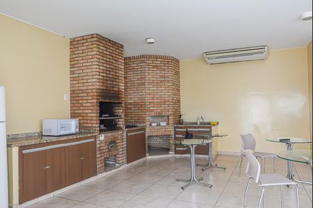 Apartamento à venda com 48m², 2 quartos e 1 vaga Apartamento à venda com 48m², 2 quartos e 1 vagaÁrea comum - Churrasqueira
