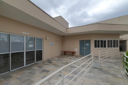 Apartamento à venda com 48m², 2 quartos e 1 vaga Apartamento à venda com 48m², 2 quartos e 1 vagaÁrea comum - Salão de festas