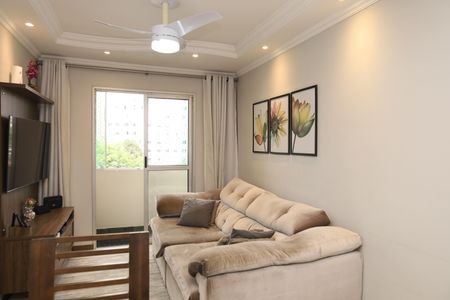 Sala de apartamento à venda com 2 quartos, 48m² em Vila Carmosina, São Paulo