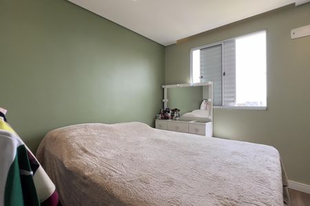 Quarto 2 de apartamento para alugar com 2 quartos, 40m² em Jardim Nova Cidade, Guarulhos