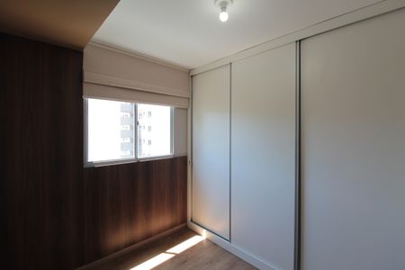 Quarto 1 de apartamento para alugar com 2 quartos, 44m² em Venda Nova, Belo Horizonte