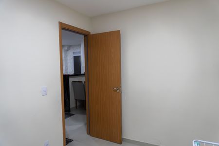 Quarto 2 de apartamento para alugar com 2 quartos, 39m² em Vila Nova Alianca, Jacareí