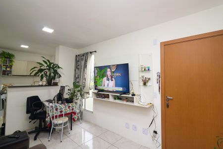 Sala de apartamento para alugar com 2 quartos, 48m² em Cavalhada, Porto Alegre