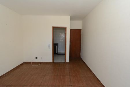 Sala de apartamento para alugar com 3 quartos, 67m² em Tirol, Contagem