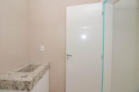 Casa à venda com 193m², 3 quartos e 4 vagas Casa à venda com 193m², 3 quartos e 4 vagasBanheiro da Suíte 2