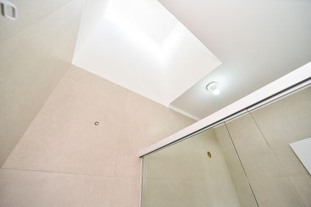 Casa à venda com 198m², 3 quartos e 2 vagas Casa à venda com 198m², 3 quartos e 2 vagasBanheiro da Suíte 2