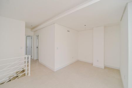 Casa à venda com 198m², 3 quartos e 2 vagas Casa à venda com 198m², 3 quartos e 2 vagasHall