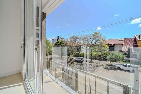 Casa à venda com 198m², 3 quartos e 2 vagas Casa à venda com 198m², 3 quartos e 2 vagasSacada da Suíte 1