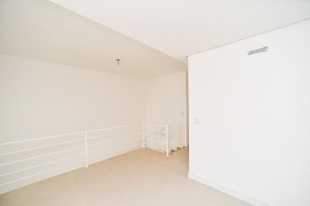 Casa à venda com 198m², 3 quartos e 2 vagas Casa à venda com 198m², 3 quartos e 2 vagasHall