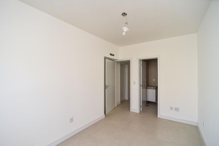 Casa à venda com 198m², 3 quartos e 2 vagas Casa à venda com 198m², 3 quartos e 2 vagasSuíte 3