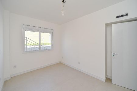 Casa à venda com 198m², 3 quartos e 2 vagas Casa à venda com 198m², 3 quartos e 2 vagasSuíte 3