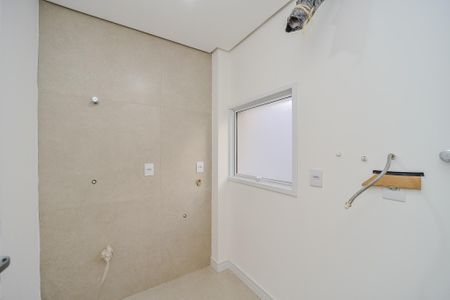 Casa à venda com 198m², 3 quartos e 2 vagas Casa à venda com 198m², 3 quartos e 2 vagasLavanderia