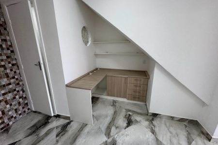 Casa para alugar com 80m², 2 quartos e sem vaga Casa para alugar com 80m², 2 quartos e sem vagaSala