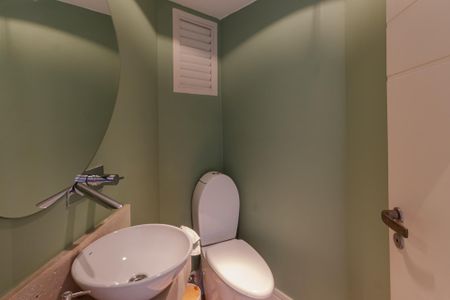 Apartamento à venda com 200m², 3 quartos e 3 vagasLavabo