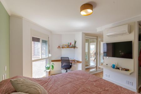 Apartamento à venda com 200m², 3 quartos e 3 vagasSuíte 2