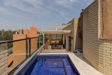Apartamento à venda com 200m², 3 quartos e 3 vagasPiscina Privada