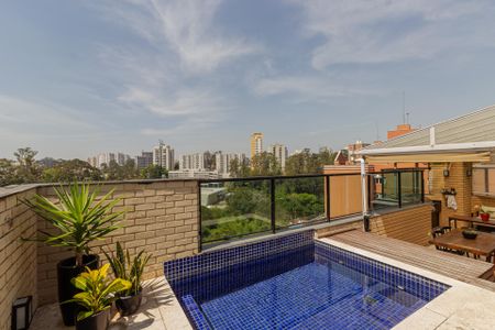 Apartamento à venda com 200m², 3 quartos e 3 vagasPiscina Privada
