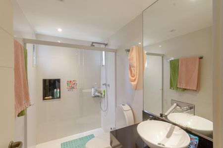 Apartamento à venda com 200m², 3 quartos e 3 vagasBanheiro da Suíte 1