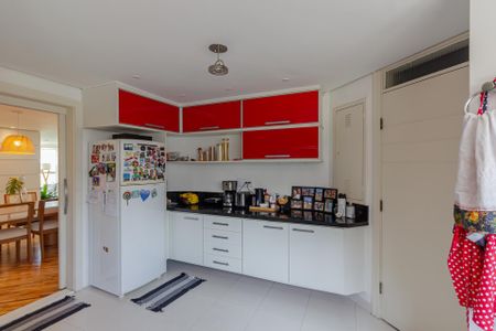 Apartamento à venda com 200m², 3 quartos e 3 vagasCozinha