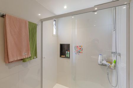 Apartamento à venda com 200m², 3 quartos e 3 vagasBanheiro da Suíte 1