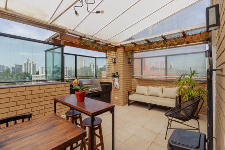 Apartamento à venda com 200m², 3 quartos e 3 vagasCobertura