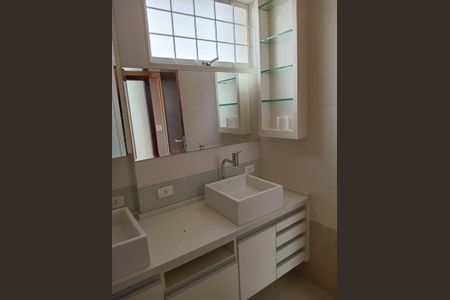 Casa à venda com 3 quartos, 190m² em Mirandópolis, São Paulo