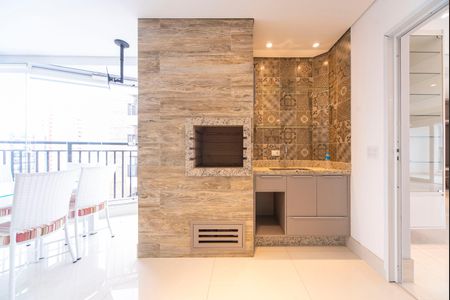 Apartamento à venda com 161m², 3 quartos e 3 vagas Apartamento à venda com 161m², 3 quartos e 3 vagasÁrea Gourmet